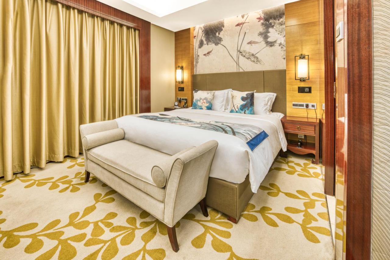 Sofitel Silver Plaza Jinan Exterior foto