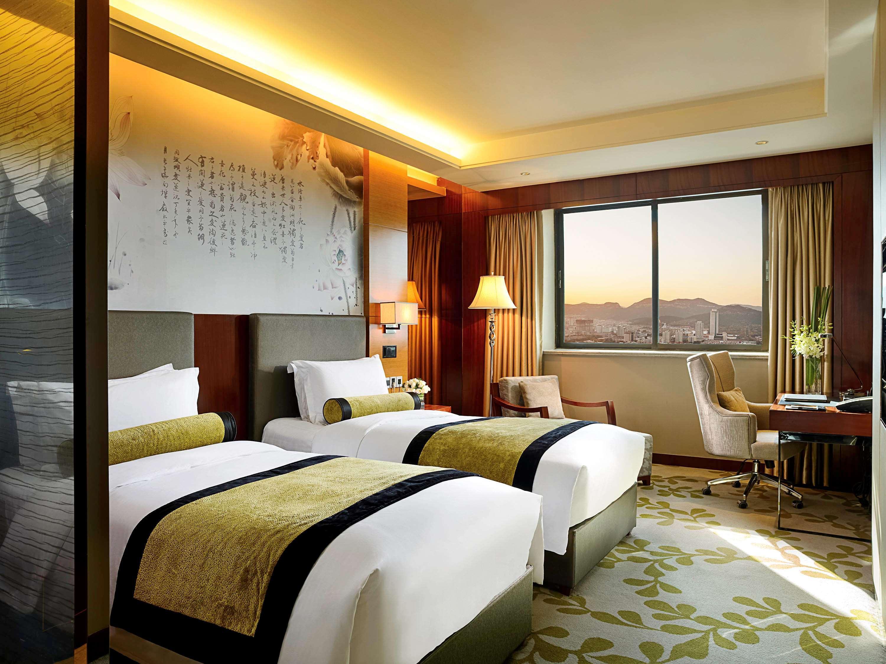 Sofitel Silver Plaza Jinan Exterior foto