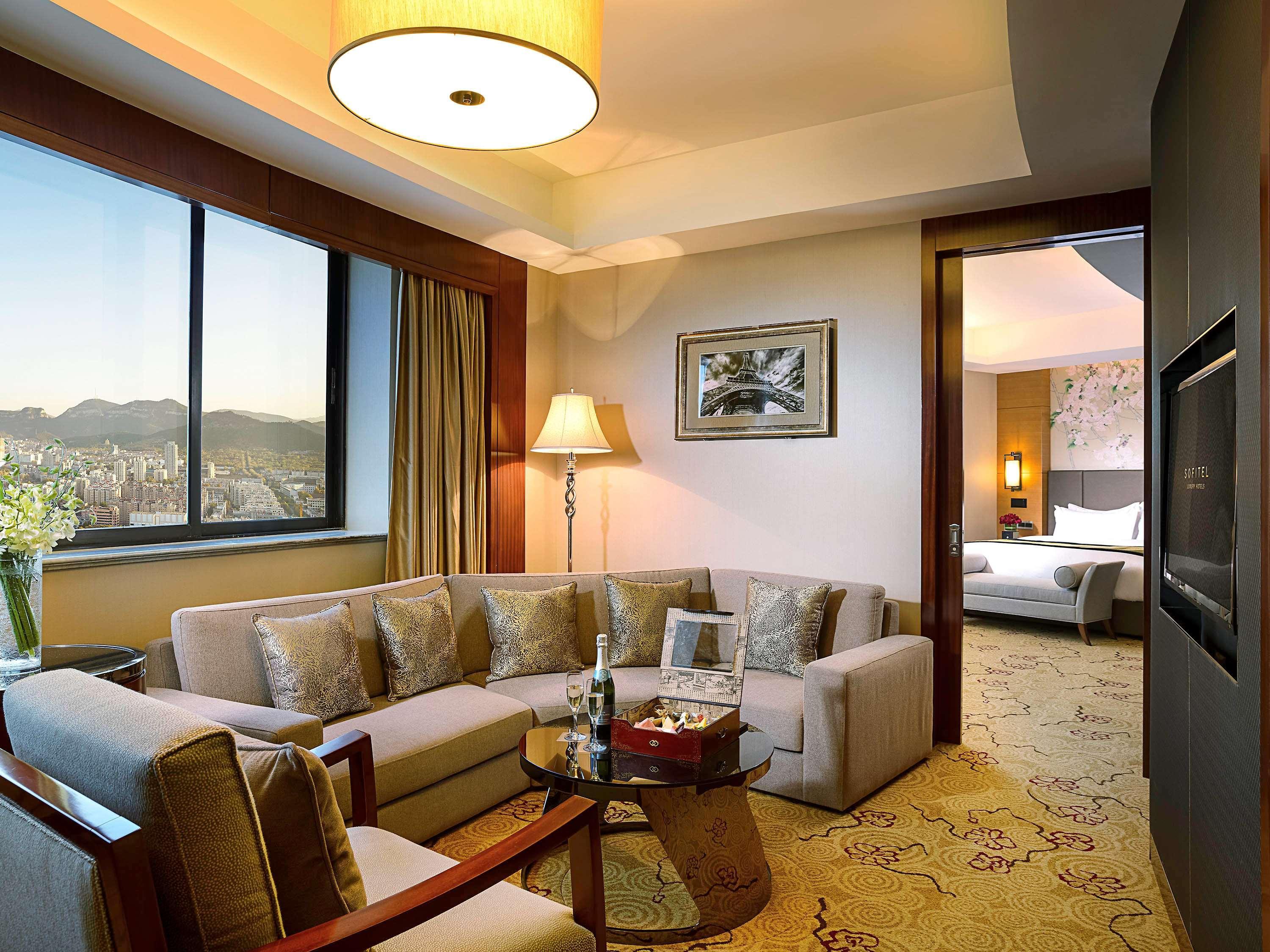 Sofitel Silver Plaza Jinan Exterior foto