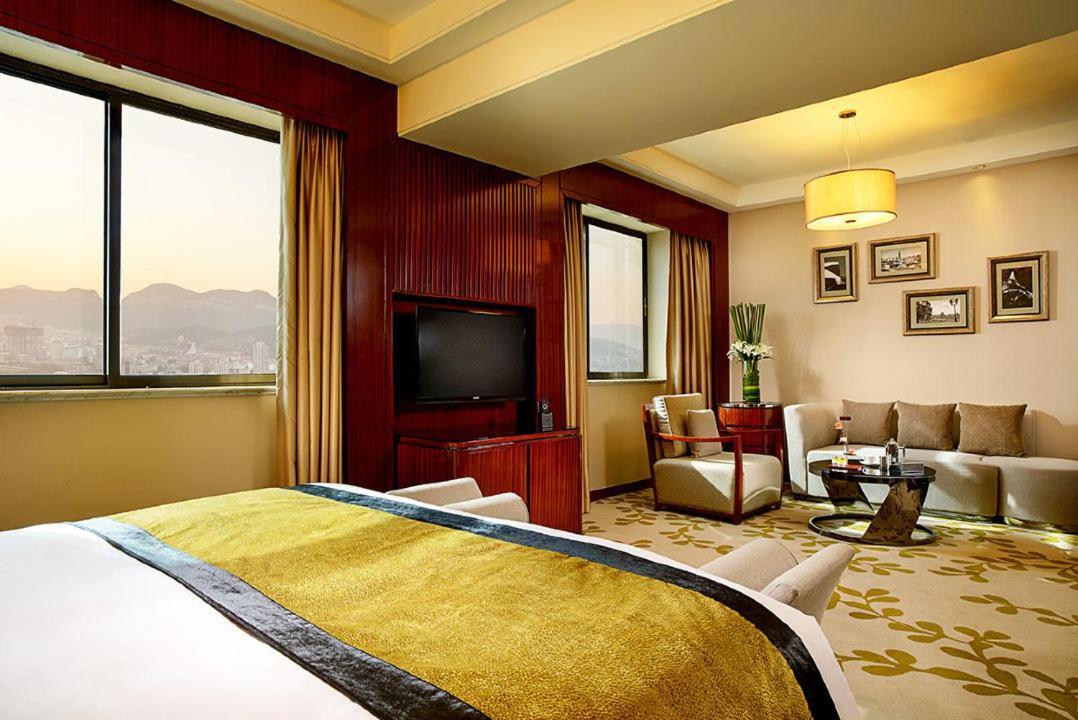 Sofitel Silver Plaza Jinan Exterior foto